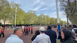 Thumbnail of The Changing of the Guard Ceremony at Buckingham Palace 🎥